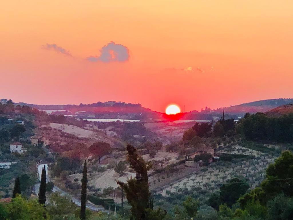 B&B Tenuta La Puntara كالتانيسيتا المظهر الخارجي الصورة