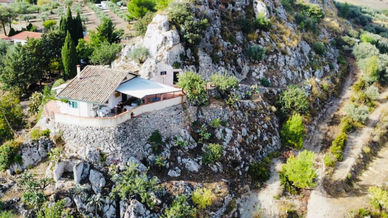 B&B Tenuta La Puntara كالتانيسيتا المظهر الخارجي الصورة