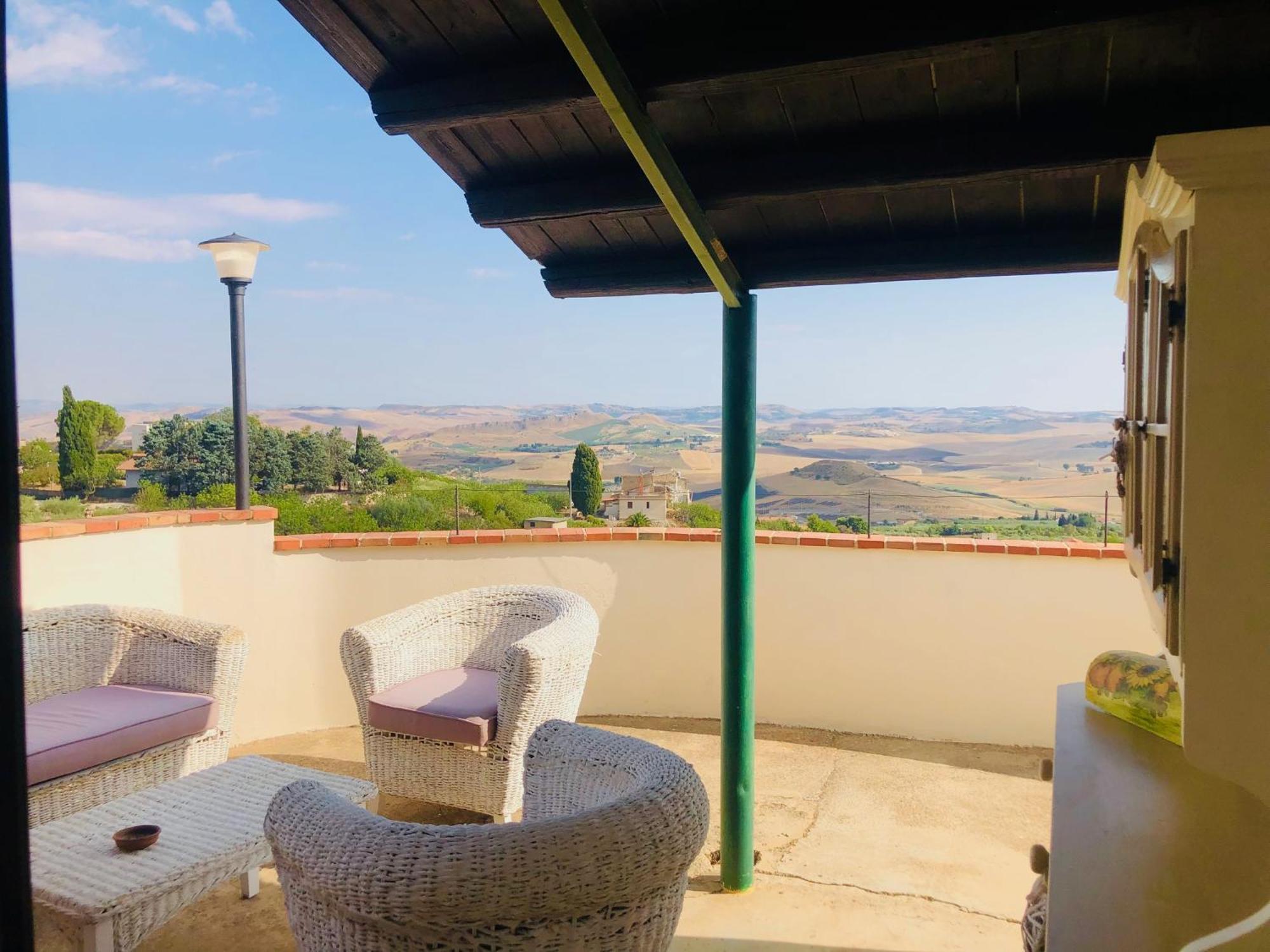 B&B Tenuta La Puntara كالتانيسيتا المظهر الخارجي الصورة